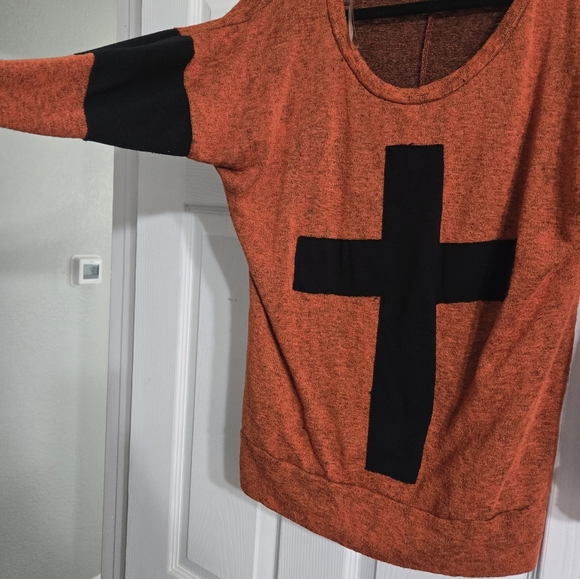 Long Sleeve Knit Top - Picture 2 of 3